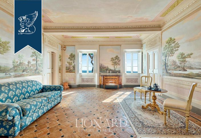 Image No.12-8 Bed Villa for sale