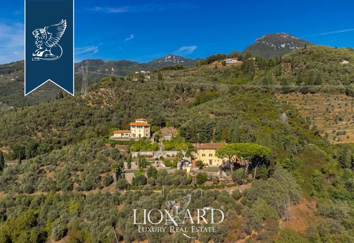 Image No.4-8 Bed Villa for sale