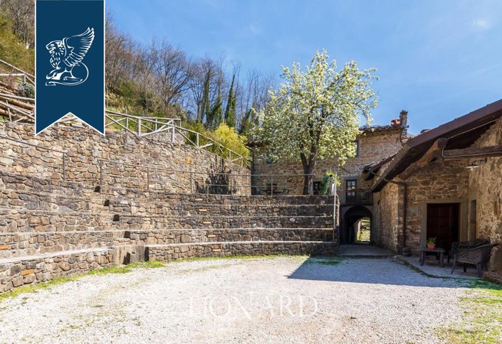 Image No.13-18 Bed Farmhouse for sale