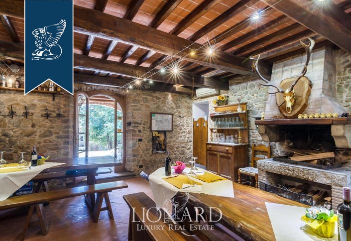 Image No.16-18 Bed Farmhouse for sale