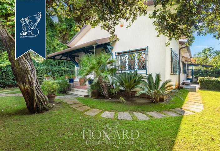 Image No.2-4 Bed Villa for sale