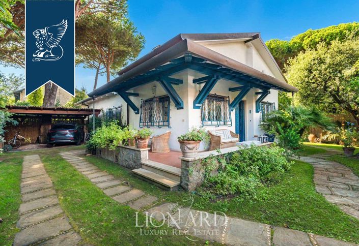 Image No.4-4 Bed Villa for sale