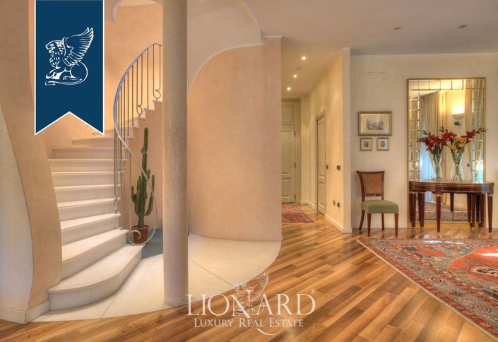 Image No.17-4 Bed Villa for sale