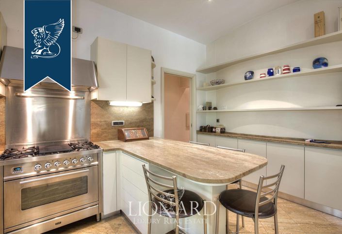 Image No.30-4 Bed Villa for sale