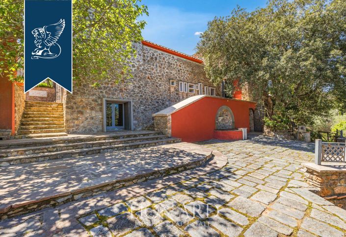 Image No.8-12 Bed Villa for sale