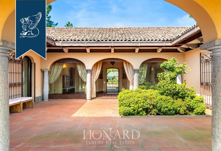 Image No.14-9 Bed Villa for sale