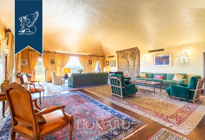 Image No.26-9 Bed Villa for sale