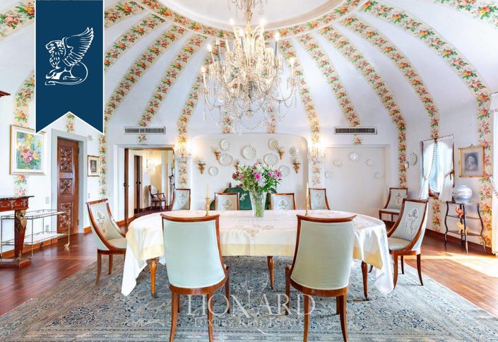 Image No.30-9 Bed Villa for sale