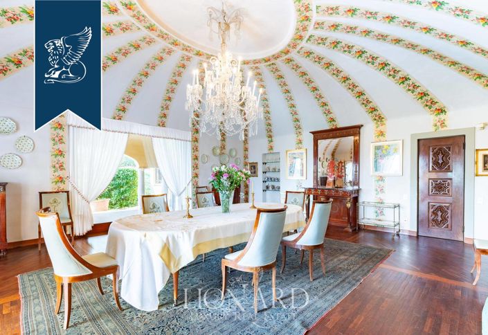 Image No.31-9 Bed Villa for sale