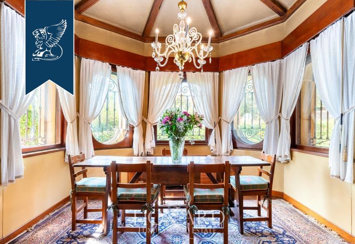 Image No.35-9 Bed Villa for sale