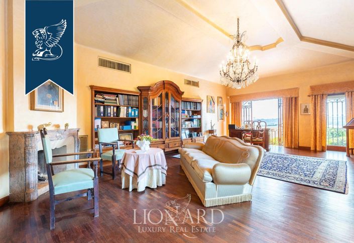 Image No.36-9 Bed Villa for sale