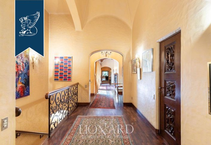 Image No.42-9 Bed Villa for sale