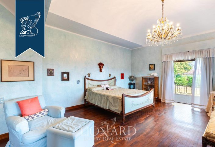 Image No.43-9 Bed Villa for sale