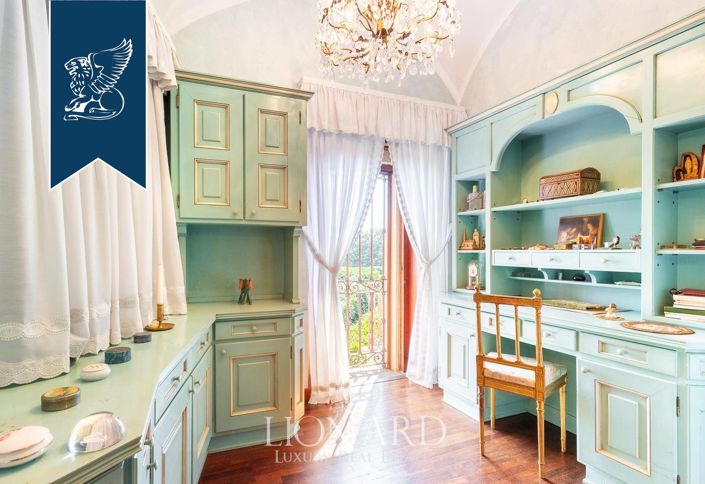 Image No.44-9 Bed Villa for sale