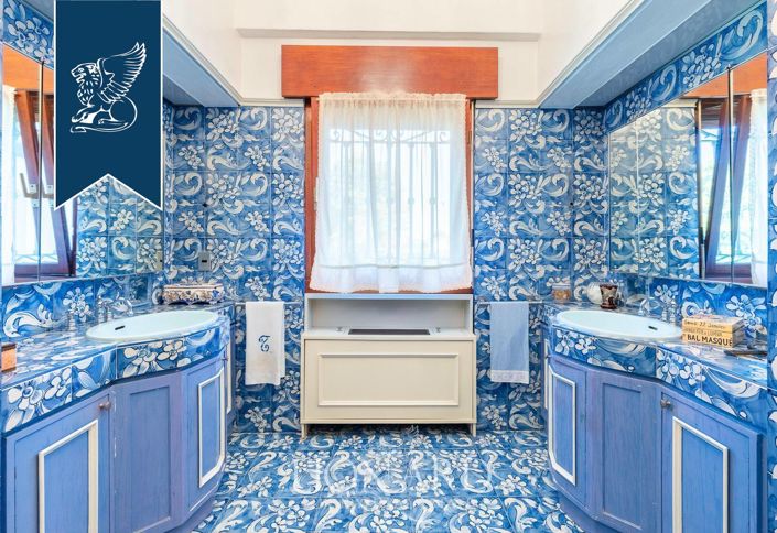 Image No.45-9 Bed Villa for sale