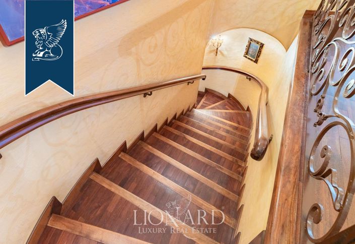 Image No.46-9 Bed Villa for sale