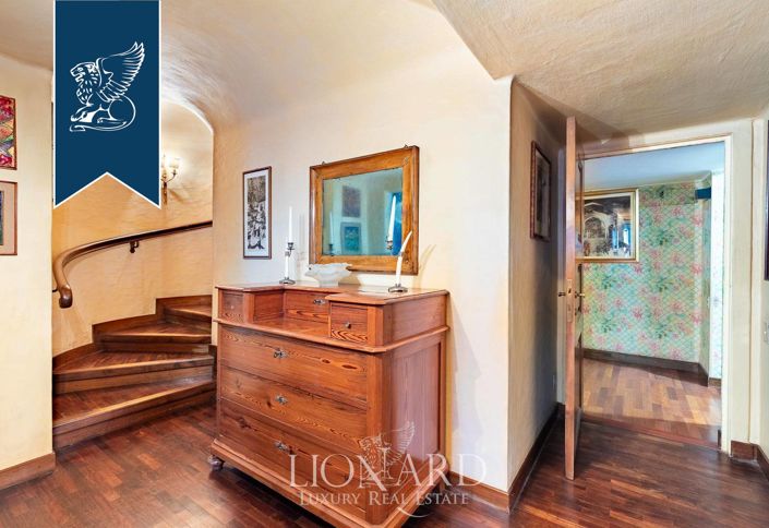 Image No.47-9 Bed Villa for sale