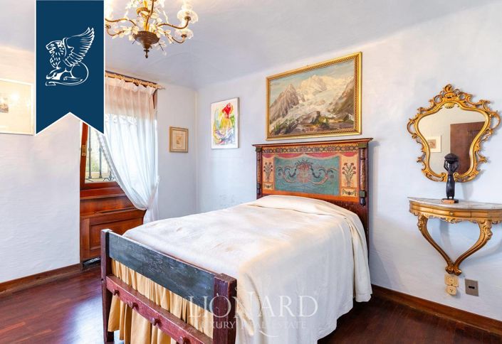 Image No.48-9 Bed Villa for sale