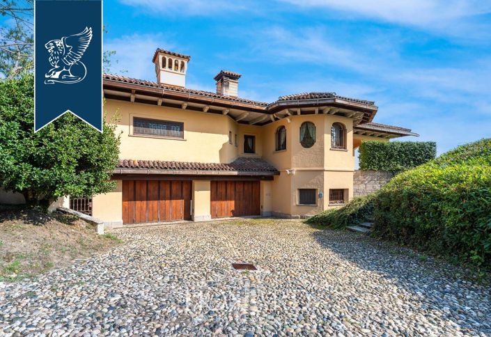 Image No.59-9 Bed Villa for sale