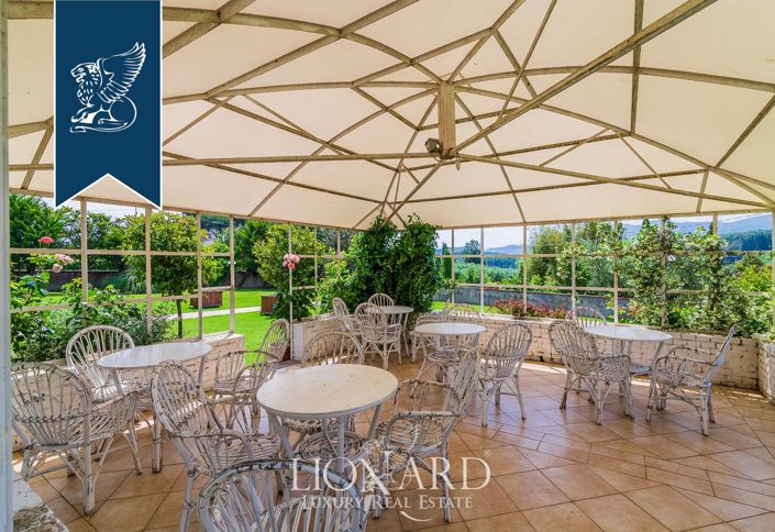 Image No.21-12 Bed Villa for sale