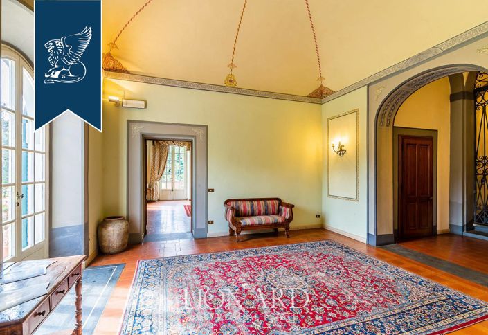 Image No.26-12 Bed Villa for sale