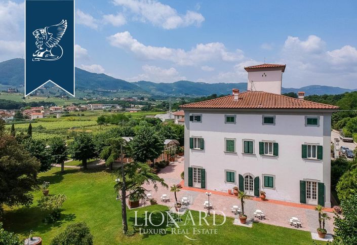 Image No.53-12 Bed Villa for sale