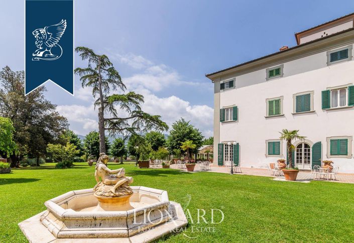 Image No.9-12 Bed Villa for sale