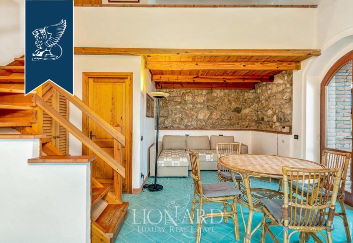 Image No.10-11 Bed Villa for sale