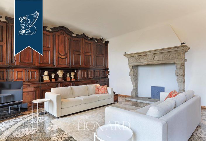 Image No.37-5 Bed Villa for sale