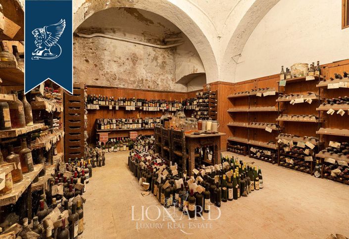 Image No.50-5 Bed Villa for sale