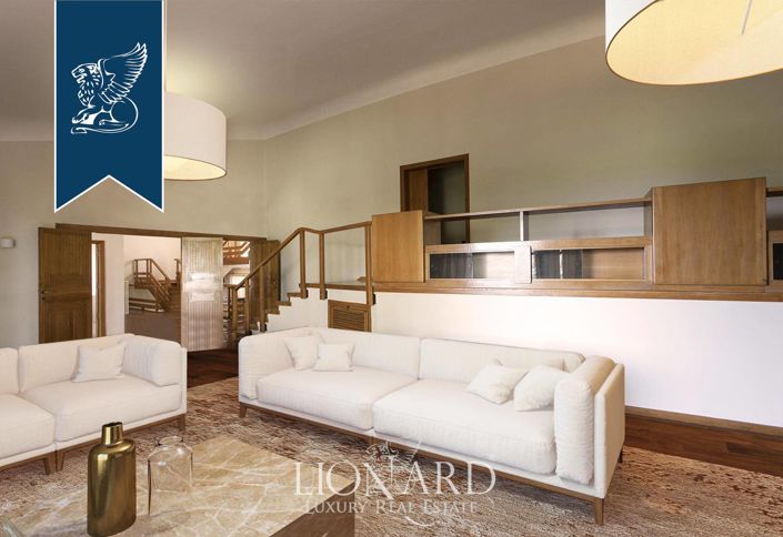 Image No.32-9 Bed Villa for sale