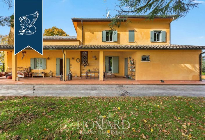 Image No.10-7 Bed Farmhouse for sale