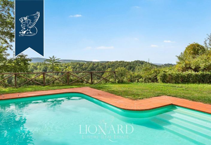 Image No.8-7 Bed Farmhouse for sale