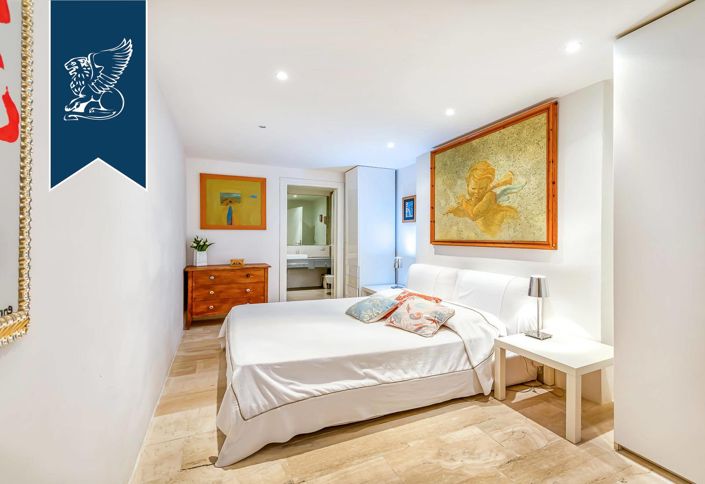 Image No.50-5 Bed Villa for sale