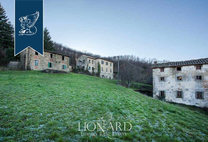 Image No.16-50 Bed Villa for sale