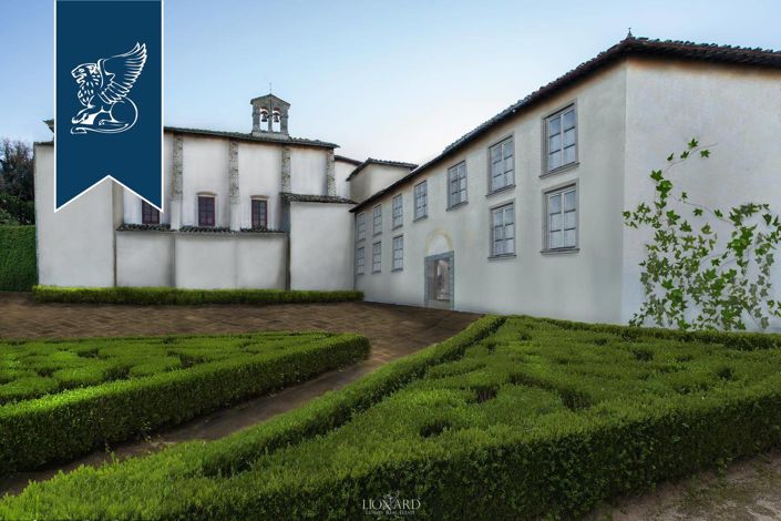 Image No.2-50 Bed Villa for sale