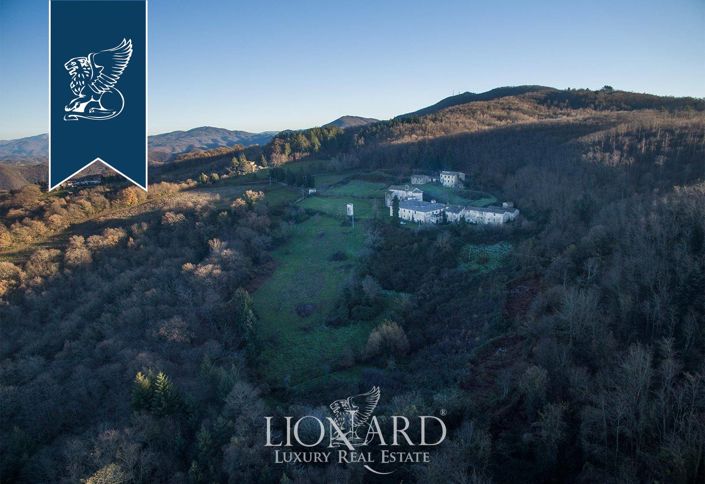 Image No.30-50 Bed Villa for sale