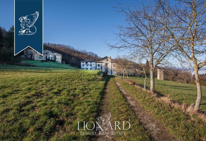 Image No.9-50 Bed Villa for sale