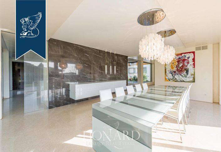 Image No.20-4 Bed Villa for sale