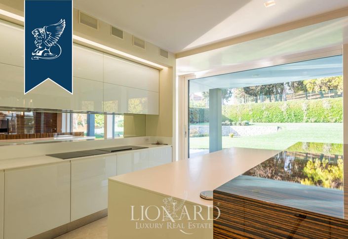 Image No.33-4 Bed Villa for sale