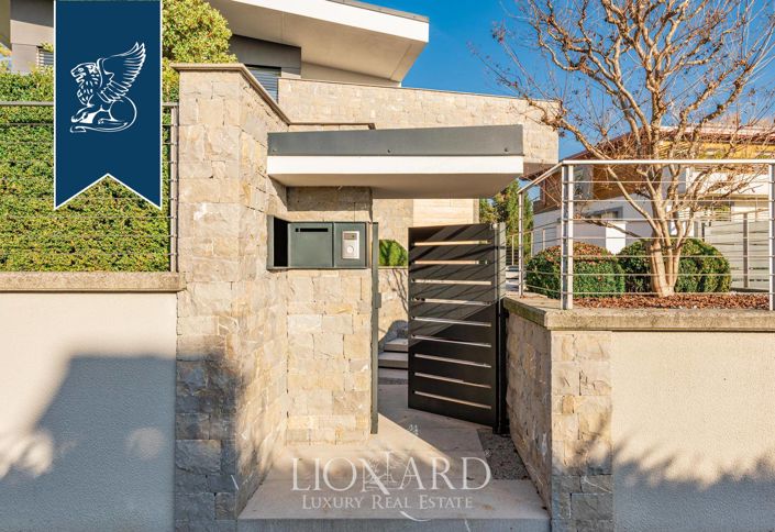 Image No.54-4 Bed Villa for sale