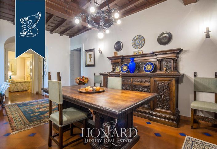 Image No.42-5 Bed Villa for sale