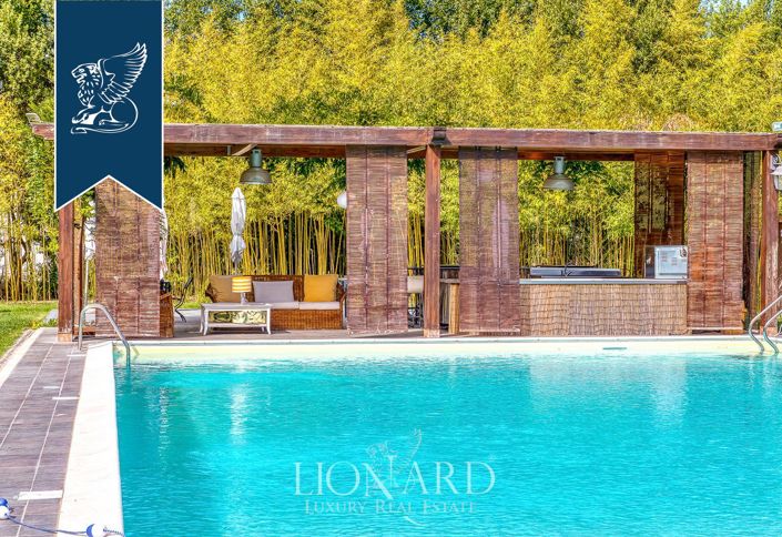 Image No.28-18 Bed Farmhouse for sale