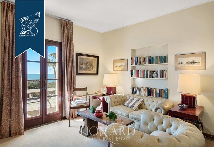 Image No.13-12 Bed Villa for sale