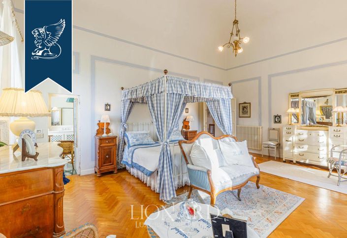 Image No.17-7 Bed Villa for sale