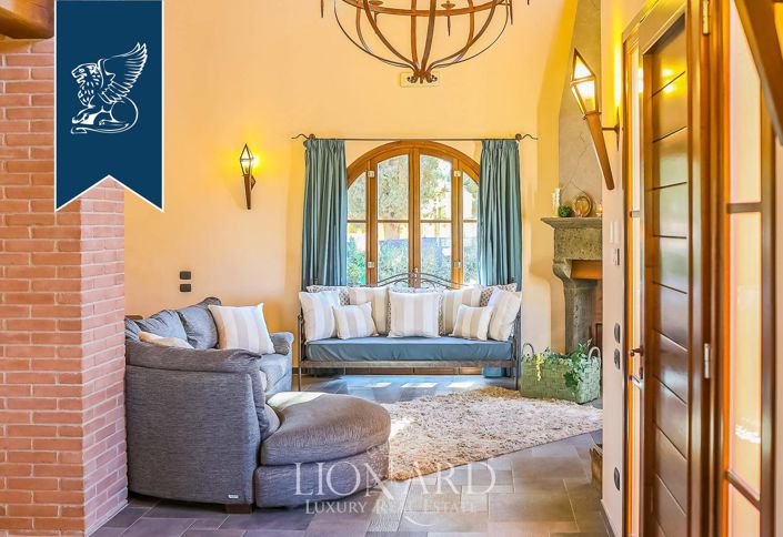 Image No.28-4 Bed Villa for sale