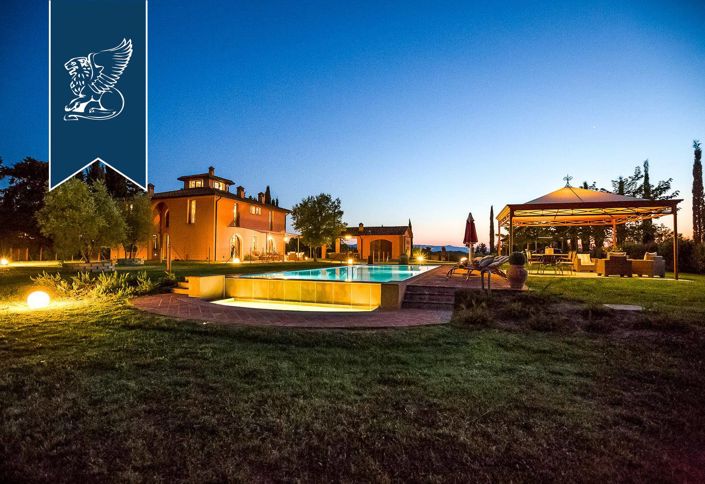 Image No.42-4 Bed Villa for sale