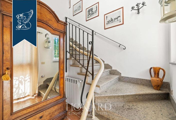 Image No.13-6 Bed Farmhouse for sale