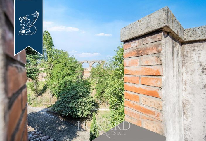 Image No.25-5 Bed Villa for sale