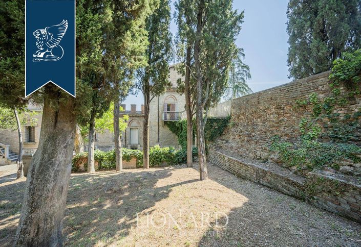 Image No.32-5 Bed Villa for sale